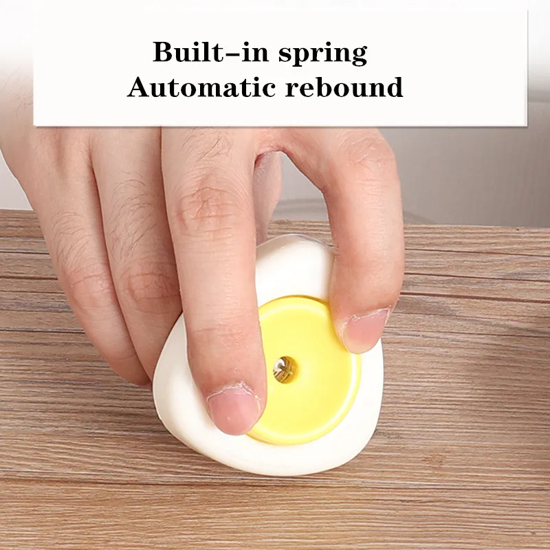 

New Practical Metal Egg Scissors Kitchen Creative Egg Piercer for Hard Boiled Eggs Separator Tool Egg Explosion-proof device