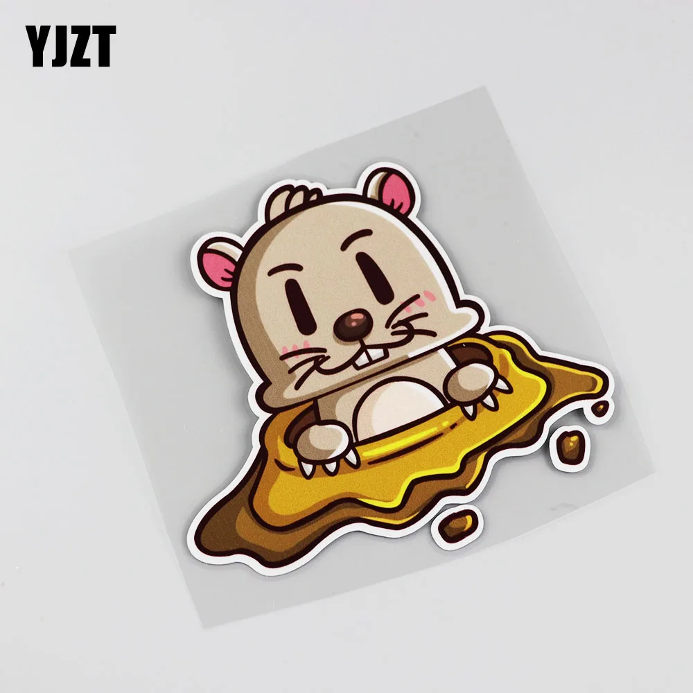 

YJZT 14.7CMX13.6CM Interesting The MarmotThe Marmot Decal Car Sticker 13B-0030