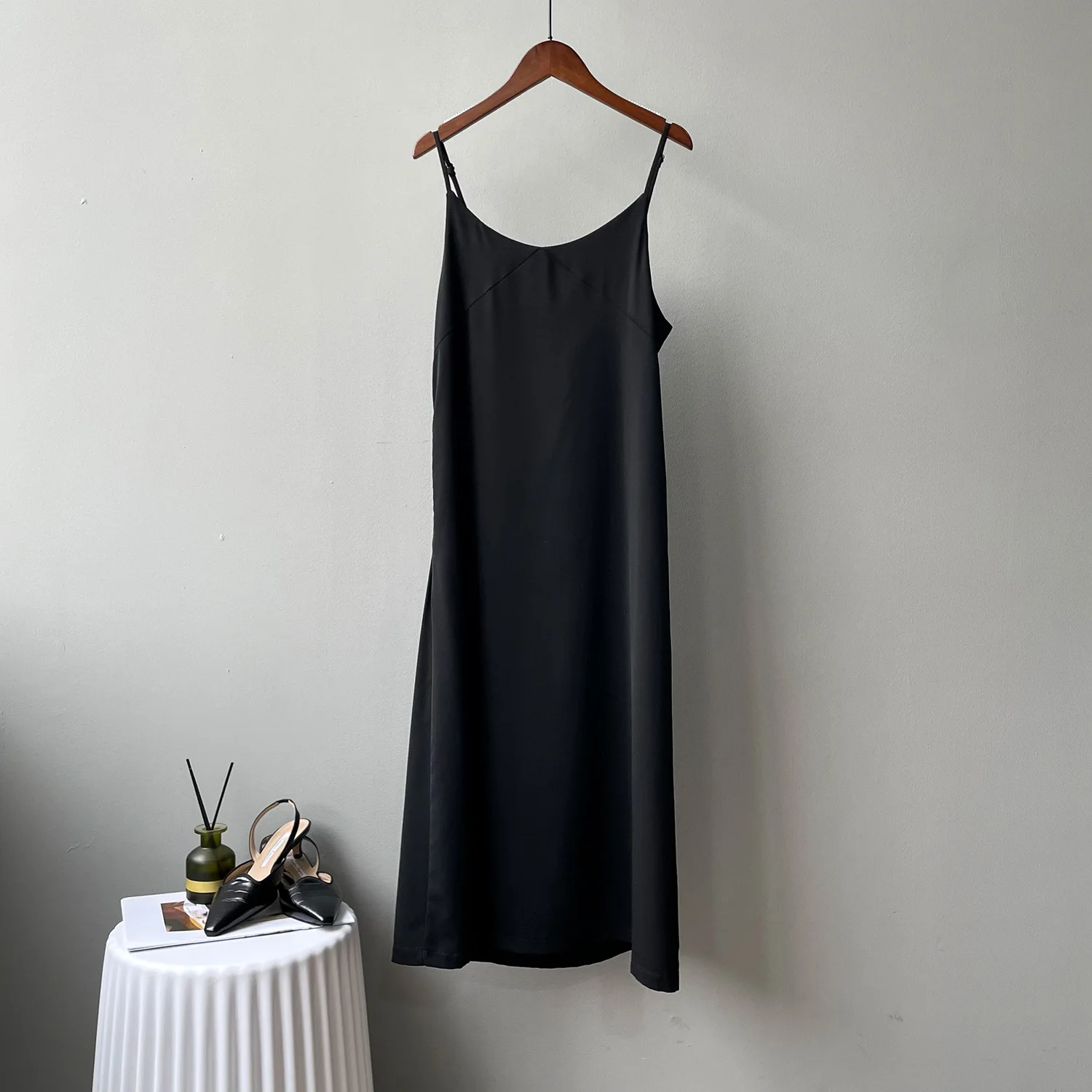 

COZOK Pure Color Suspender Skirt Women 2021 Summer New Korean Style Simple Backless Long Skirt 5907