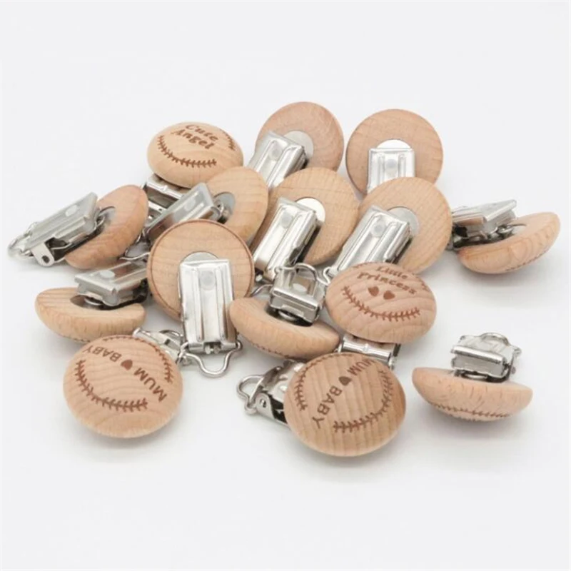 

Wooden Engraved Baby Clips Pacifier Holder Cartoon Beech Wood Baby Pacifier Clips Lovely Pacifier Clip BPA Free