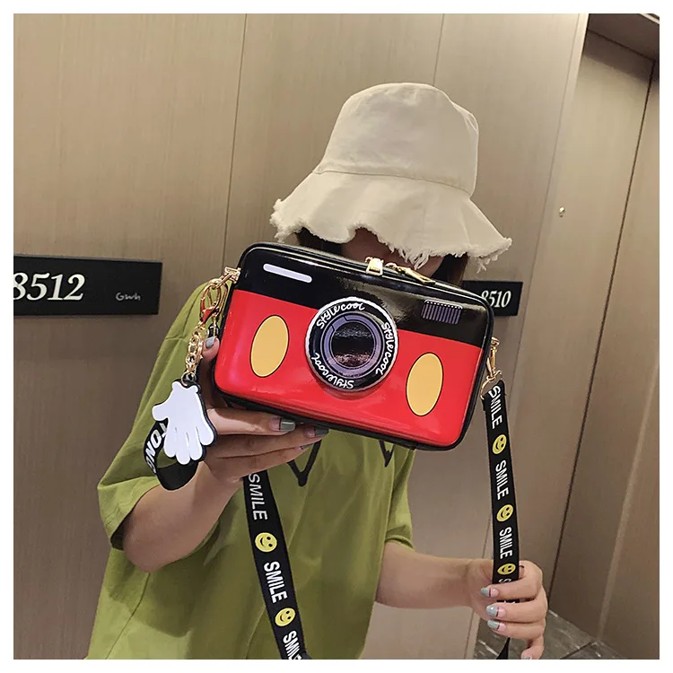Женская сумка через плечо мини в форме камеры с изображением Микки и Минни