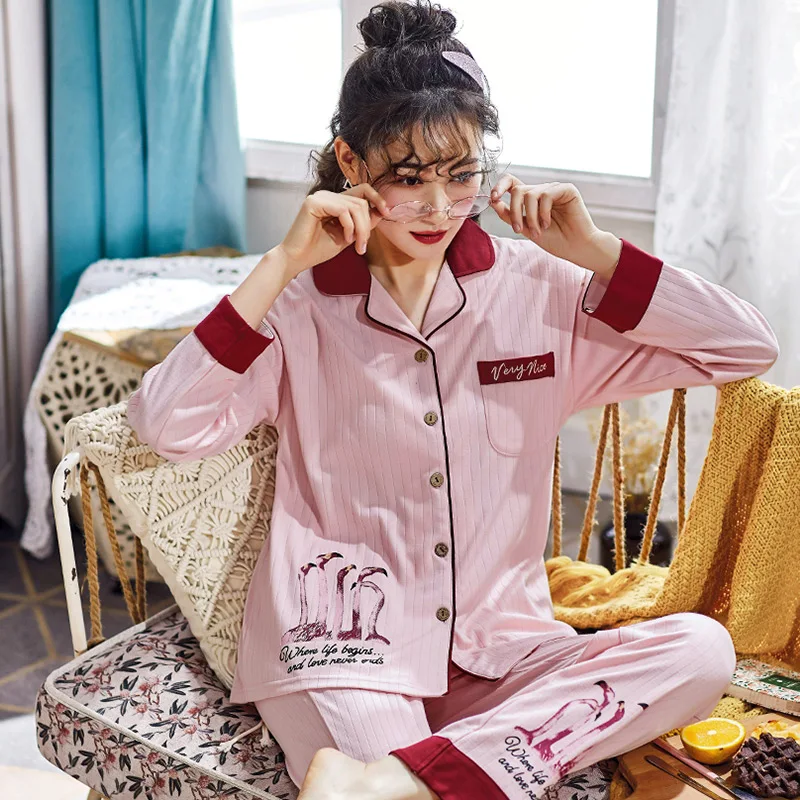 

Sprign And Autumn Full Sleeve Pajamas Cotton Leisurewear in summer