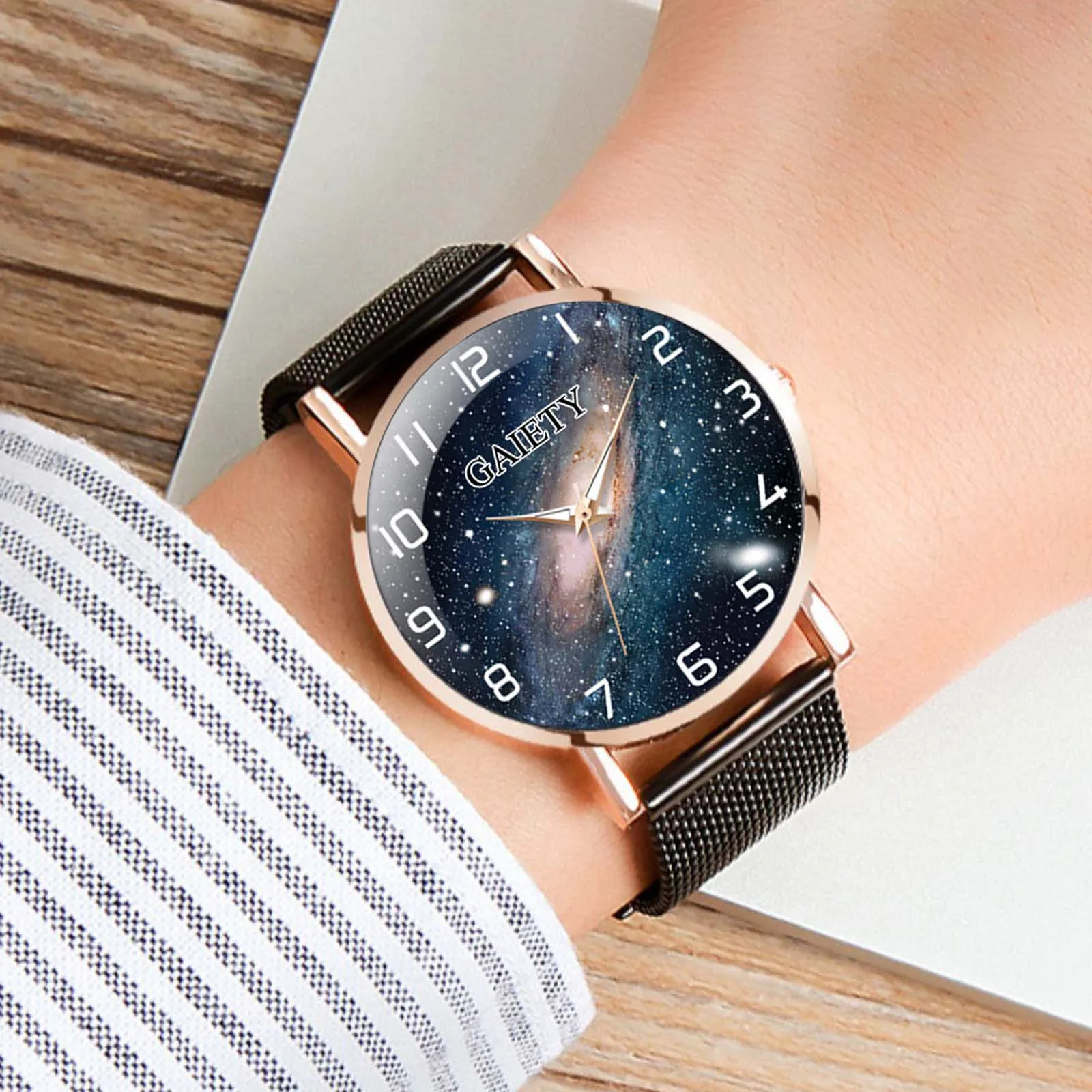 

Luxury Lady Stainless Steel Mesh Belt Watch Analog Universe Quartz Watch montre femme relojes para mujer
