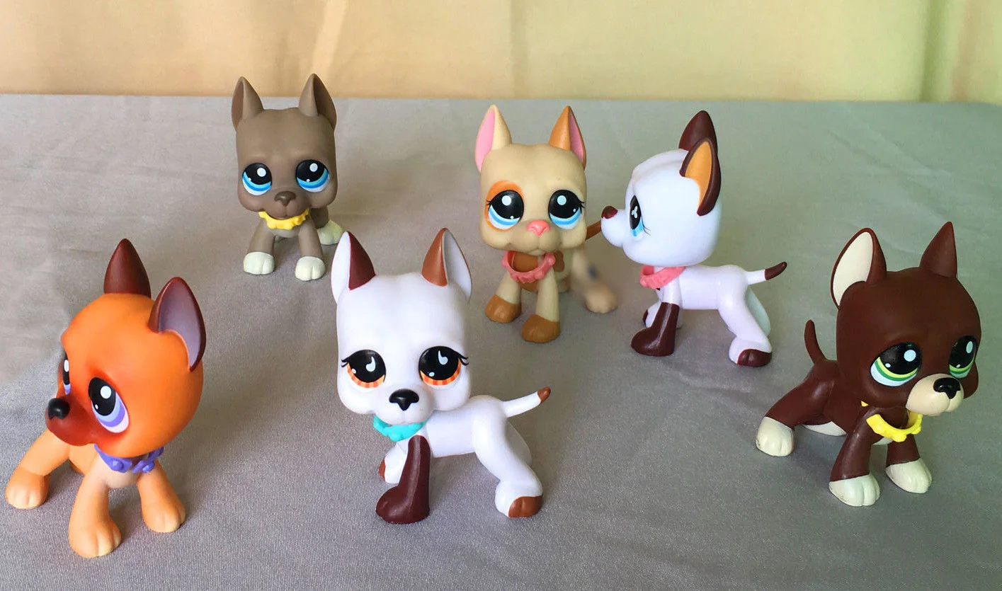 6X Мультяшные животные собаки игрушки Great Dane Dogs и 3x аксессуары случайные