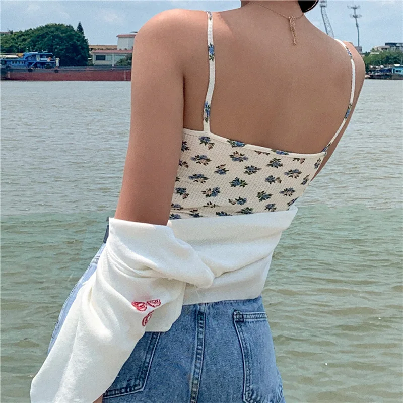 

2021 Summer Sexy Floral Slim Fit Tight Crop Top Short Sleeveless Lace Trim Print Close Casual Vest High Street Women's Clothes