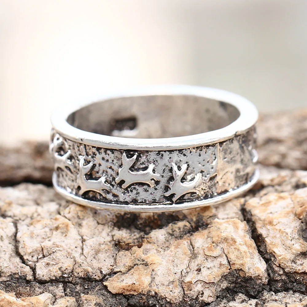

Coconal Men Women Punk Retro Cute Rabbit Pattern Ring Fashion Trend Hip Hop Rock Style Party Popular Jewelry Creative Gift