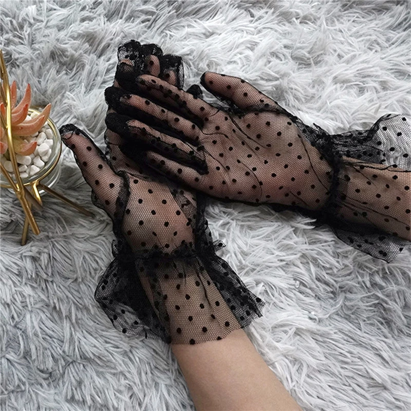 

New 1 Pair Grace Autumn Summer Women Short Tulle Elastic Gloves Lace Spots Lotus Leaf Flexible Sheers Full Finger Accessories