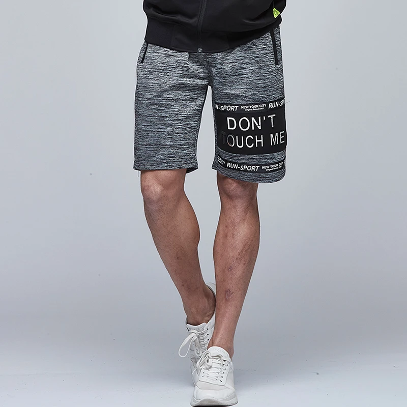 GLO-STORY мужские мягкие трикотажные шорты средней длины с рельефным принтом Homme 2020