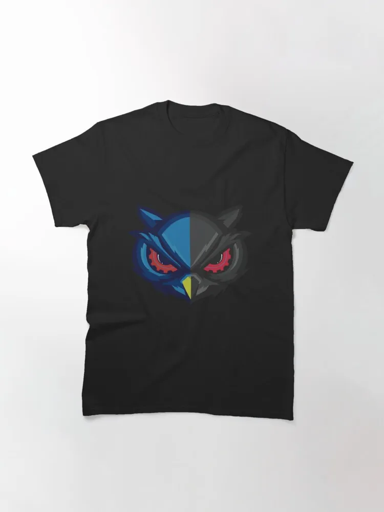 

amazing owl design Classic T-Shirt