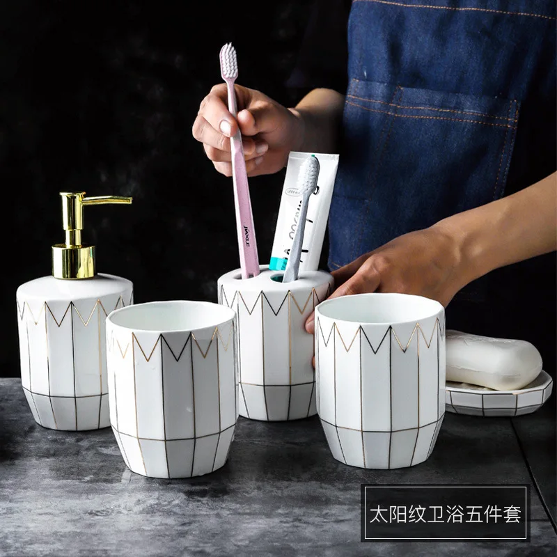 Европейская Золотая Линия Набор Для Ванной Комнаты 5 Шт. Мытье Ручной Жидкости