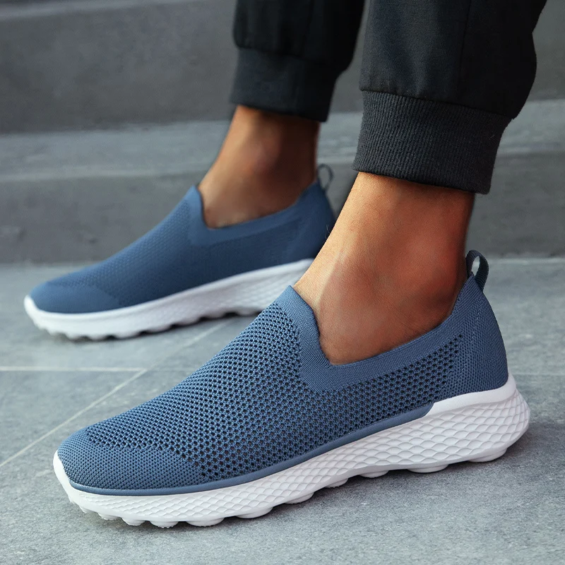 

Новые мужские спортивные кроссовки с дышащей сеткой, Мужская Уличная обувь на плоской подошве, прогулочная обувь для вождения, мужская обув...