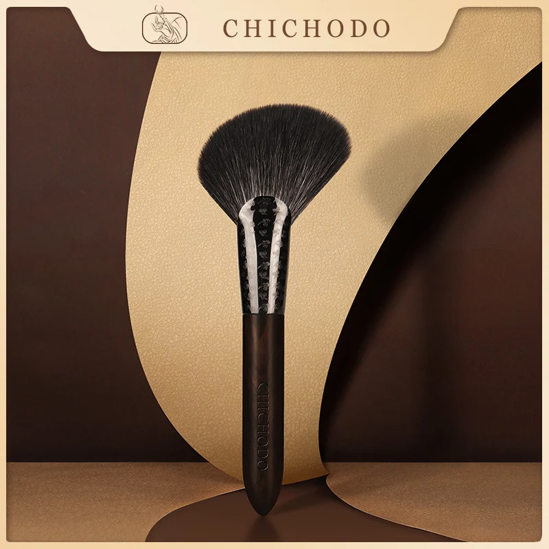 

CHICHODO Makeup Brush-2021 New Luxurious Carved Ebony Animal Hair Series-Fox&Gray Rat&Goat Hair Bronzer Brush-beauty pen-F148