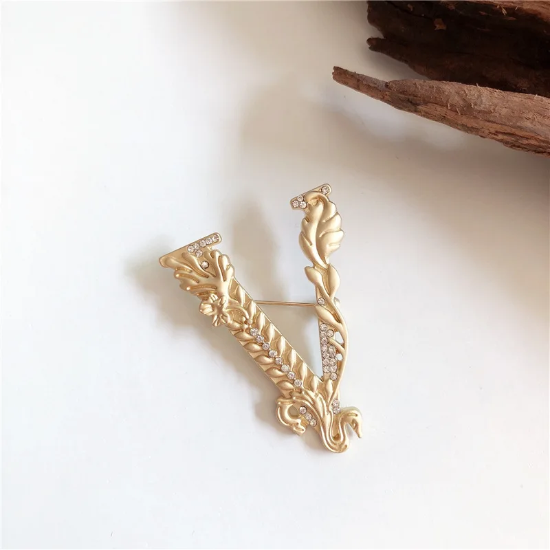 NEW Simple Design Boutique Golden Metal Rhinestone Phoenix Brooch Half Human Portrait Brooch for Women Party Jewelry
