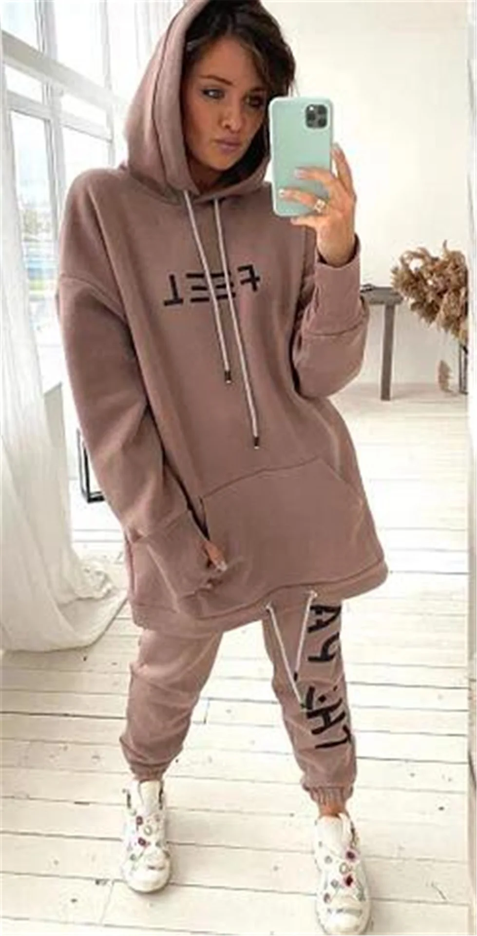 

Europe and the United States during the spring and autumn new fashion big bag printing fleece leisure two-piece outfit