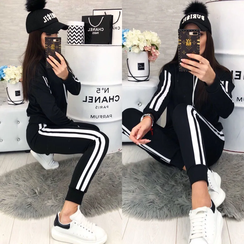 

Fashion Women's New Suit Spring Casual Hooded Collar Pullover Stripe Stitching Regular Trousers Sports Two-piece Suit Donsignet