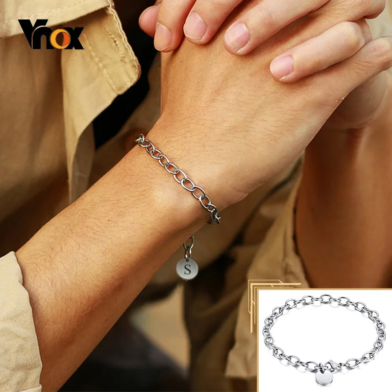 

Vnox по индивидуальному заказу начальной браслет для Для мужчин Для женщин Для мужчин, никогда не увядает Нержавеющая сталь монета очаровани...