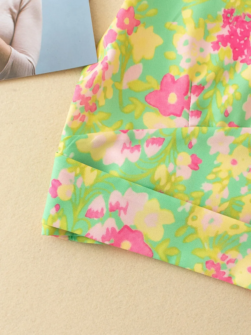 

Green Tops for Women Tops Halter Top Cute Green Yellow Floral Print Backless Bandage Korean Tank Top Dropshipping Streetwear