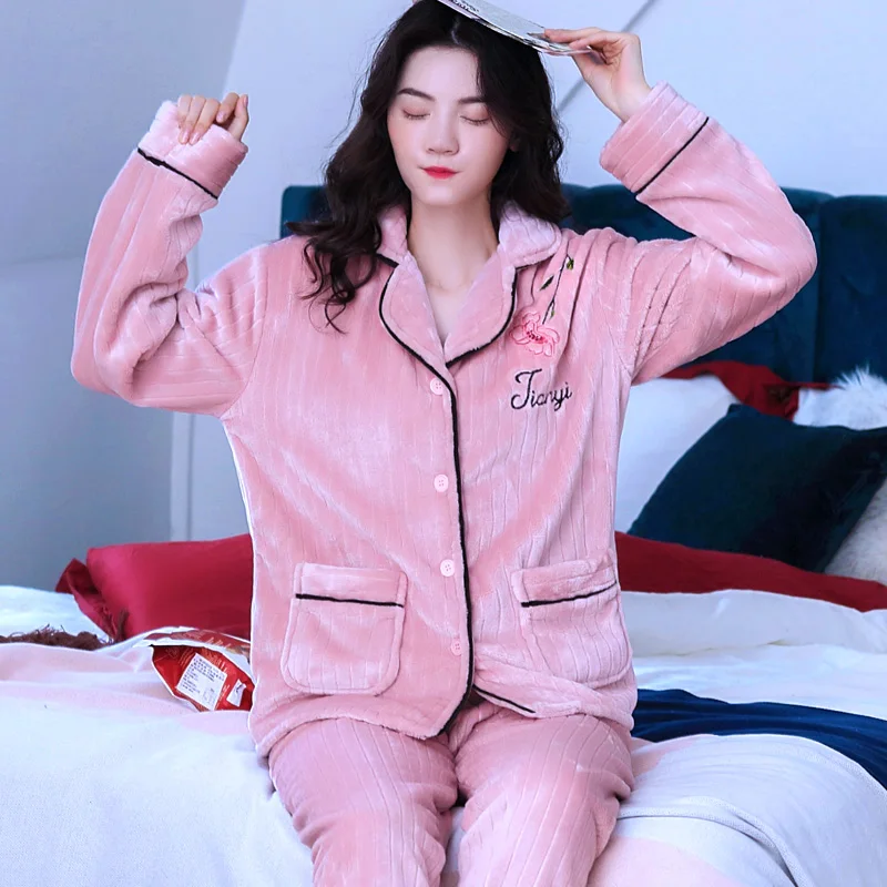 

H5845 Sleepwear Women Pajamas Suit Middle-aged Female Thickened Flannel Housewear Coral Velvet Mother Autumn Winter Nightwear