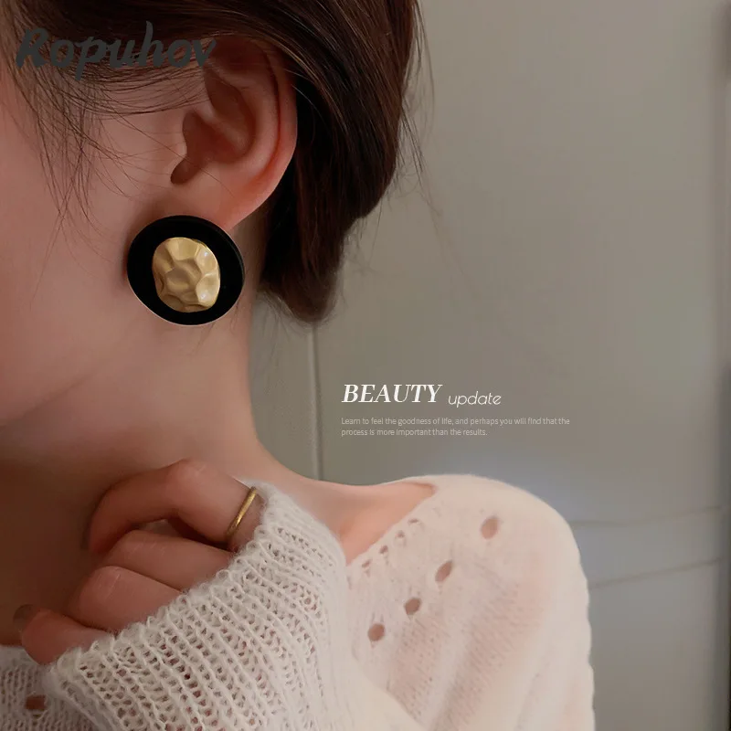 

Ropuhov 2021 New S925 Silvery Needle Woman Korean Painted Geometric Retro Simple Earrings Temperament