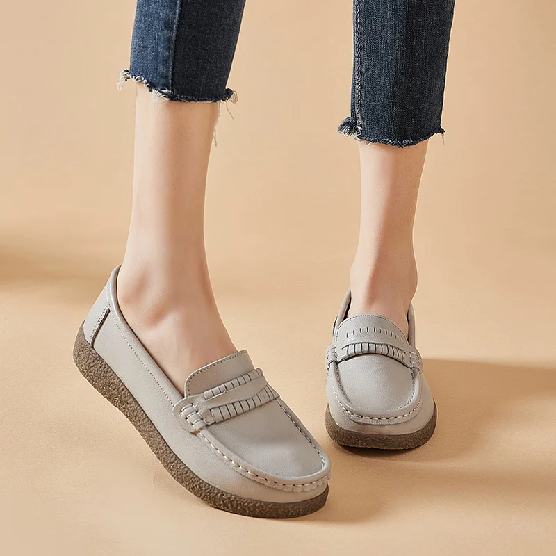 

Autumn Women Flats Shoes Women Sneakers Leather Suede Boat Shoes Round Toe Casual Comfort Flats Moccasins Loafers for Women