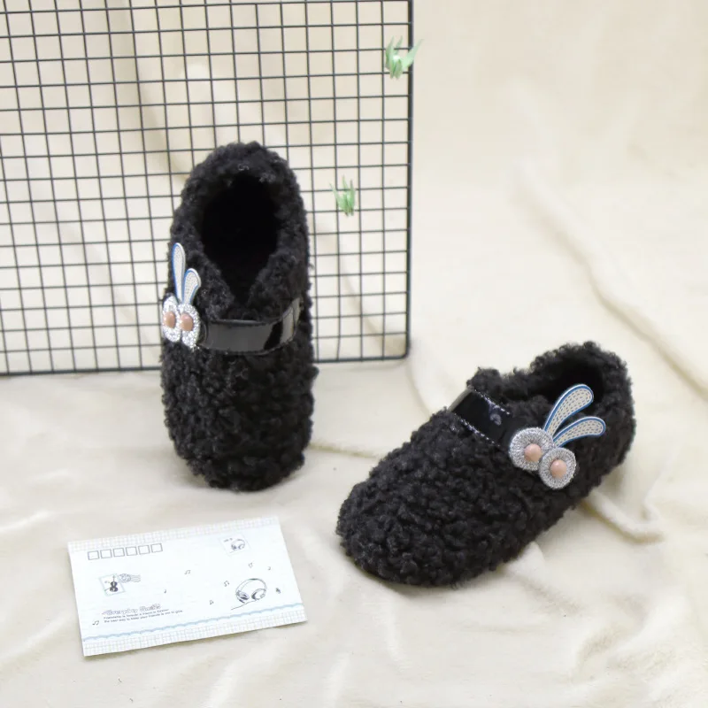 Зимняя детская обувь принцессы на плоской подошве с жемчужинами для маленьких