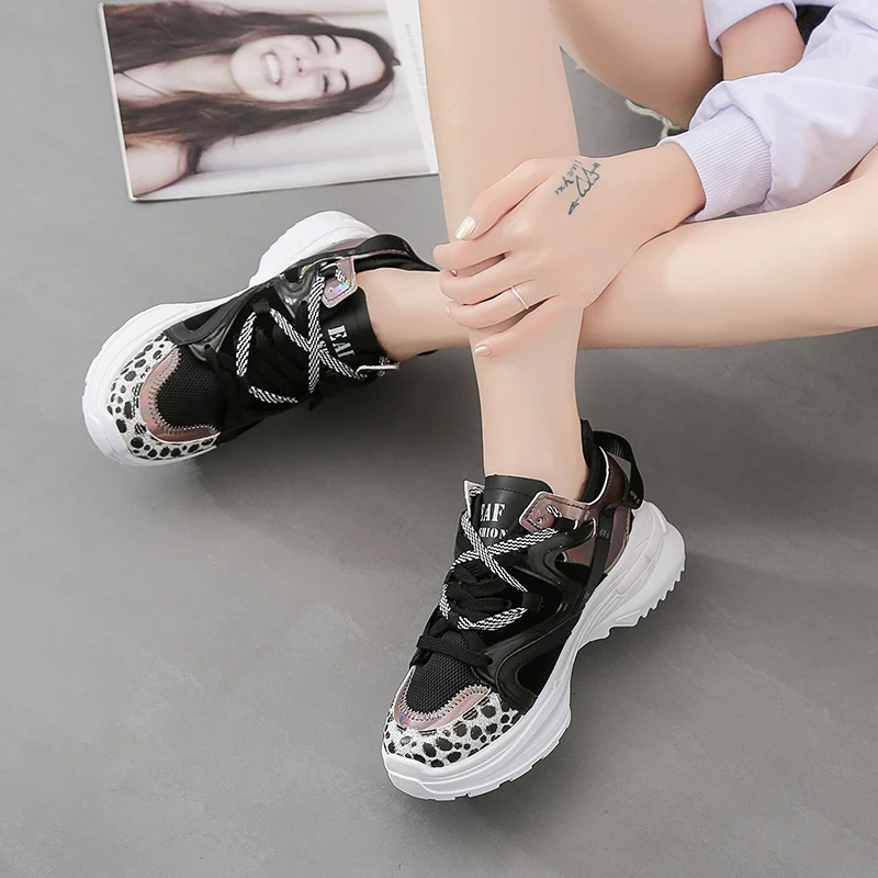 Женские кроссовки на толстой подошве удобная дышащая Спортивная обувь для бега