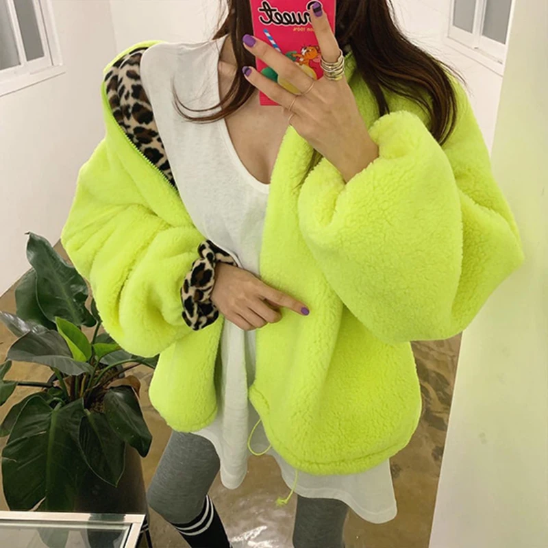 Флуоресцентная зеленая мозаика Леопардовый принт ленивый Ветер Свободный