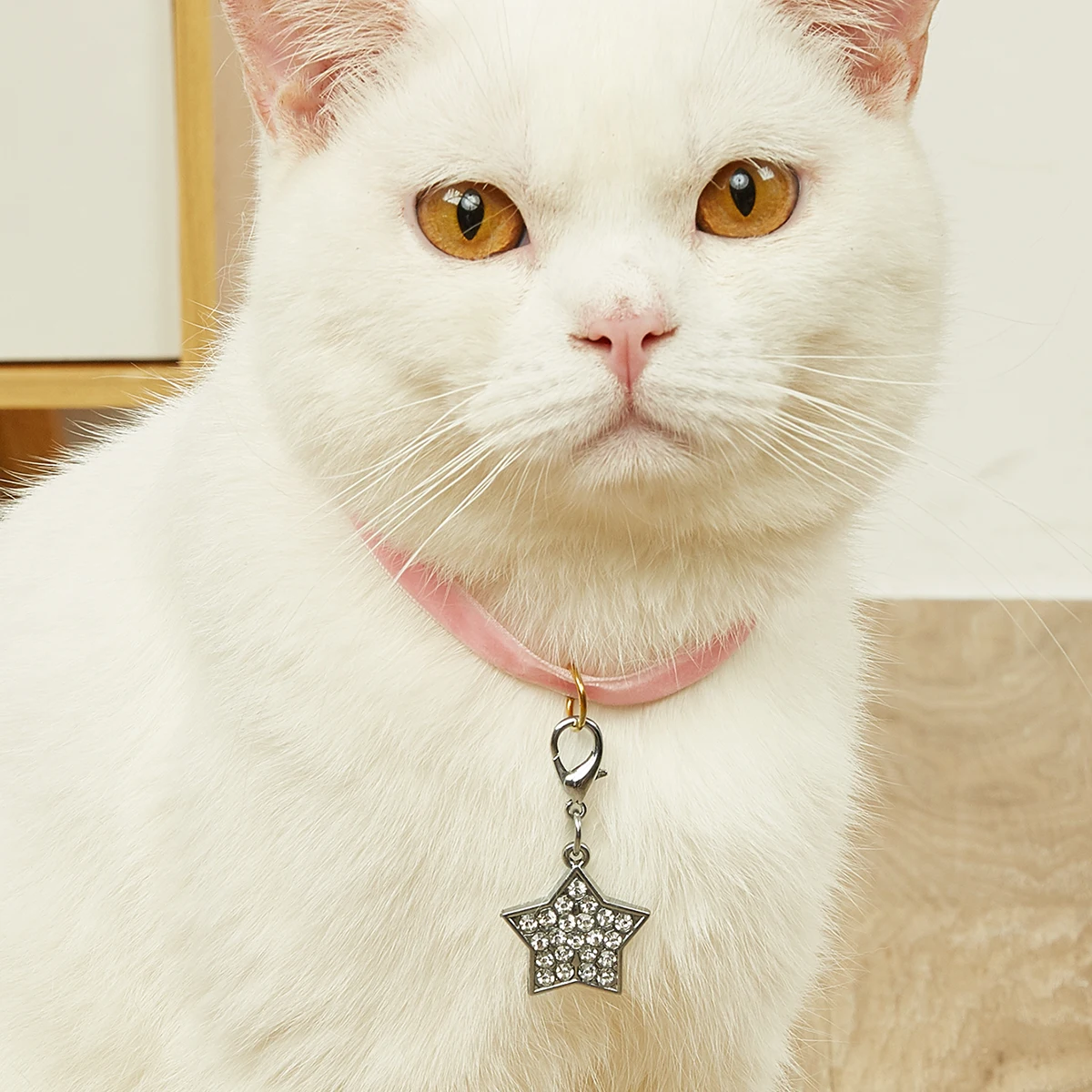 

Rhinestones Flower Charm Pendant Jewelry for Female Pet Dog Cat Necklace Collar Accessory