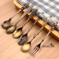 6pcsset coffee spoon retro european palace tableware fruit cake pomegranate flower small gold and silver bronze dessert spoon