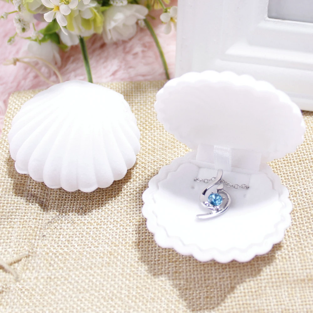 Милый бархатный футляр в форме ракушки для обручального кольца сережек ожерелья