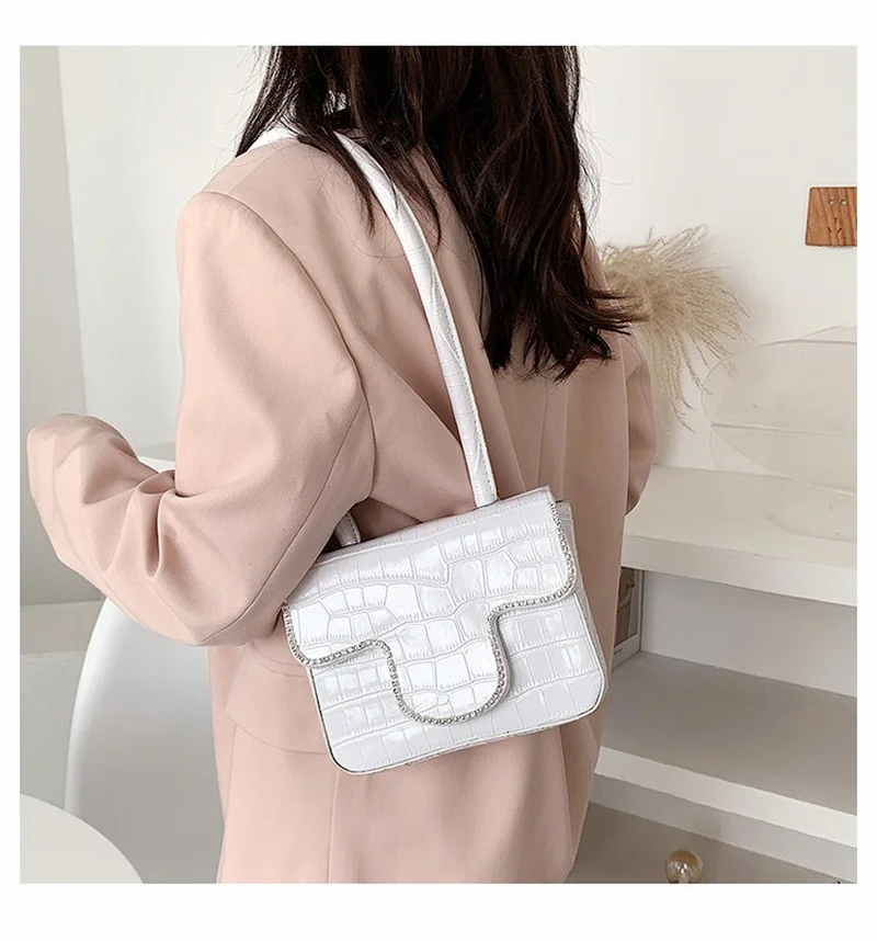 

Urban Simple Crocodile Pattern Rhinestone Ladies Bag Spring 2021 New One-shoulder Underarm Bag Korean Fashion Small Square Bag