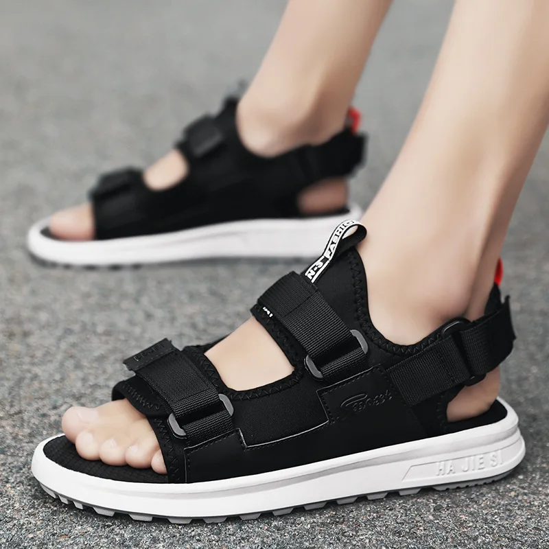 

2021 New Classics Style Men Sandals Outdoor Walking Summer Shoes Anti-Slippery Beach Shoes Men Comfortable Soft Sole Sandals