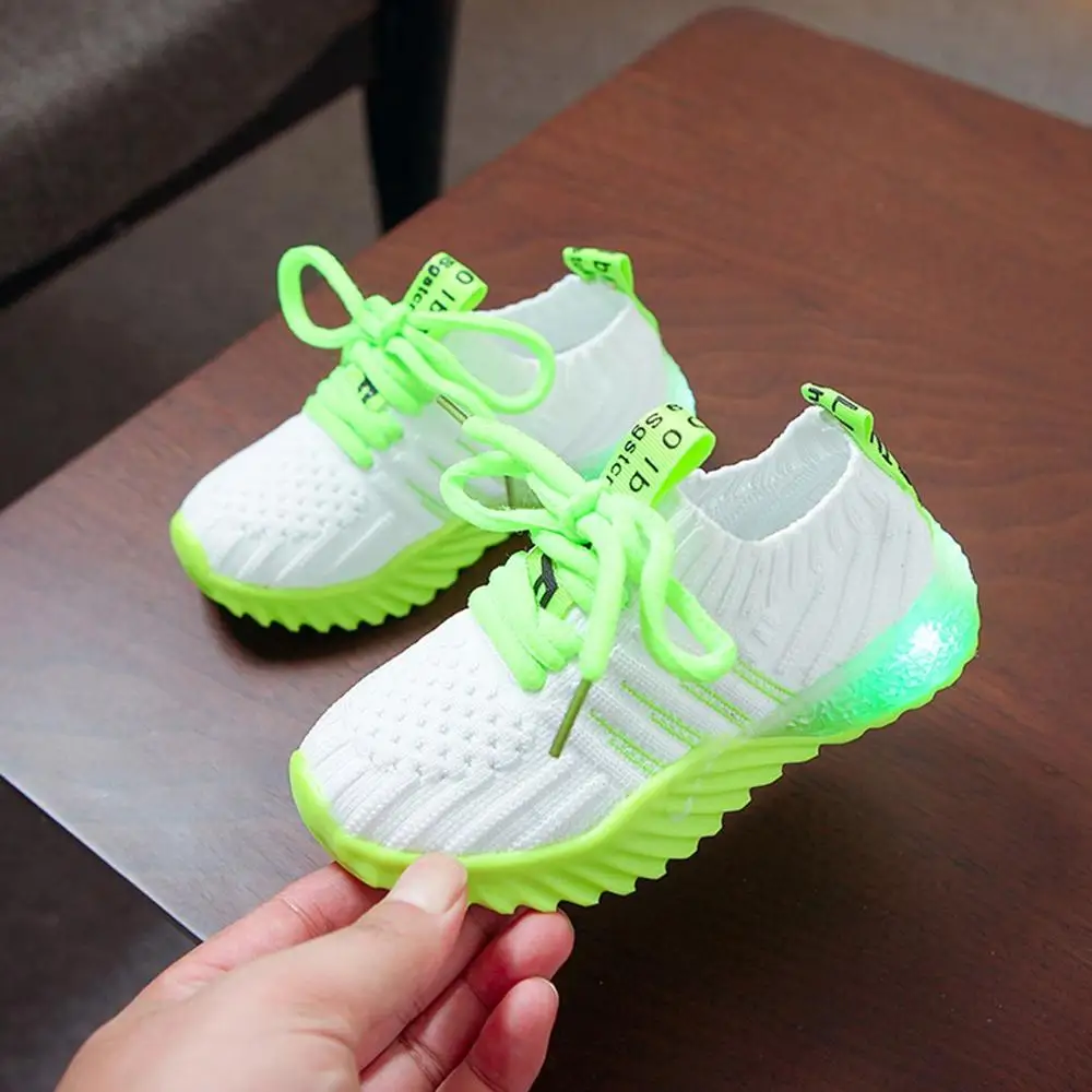 Детские кроссовки с подсветкой спортивная обувь для бега мальчиков и девочек