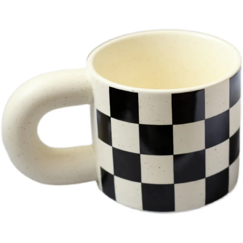 Black and White Checkerboard Lattice Mug Nordic Ins Net Red Ceramic Water Cup Mosaic Simple Milk Coffee | Дом и сад