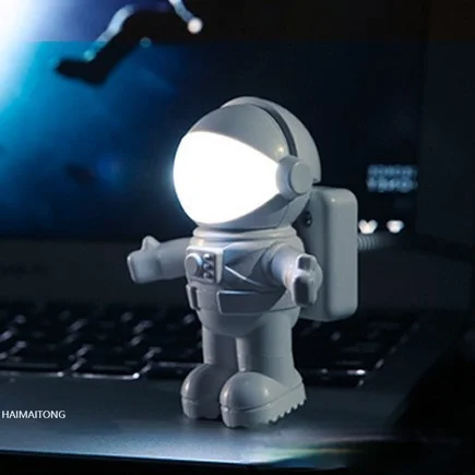 

Hot Products Astronaut LED Night Light Astronaut USB Night Light Creative USB Book Light Computer Desk Lamp