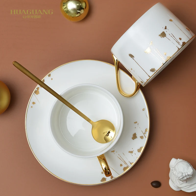 Европейский набор кофейных чашек для путешествий Китай костяная капучино Милая