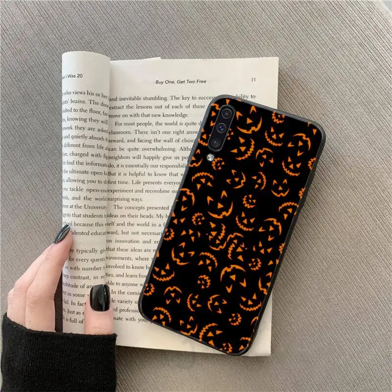 

Cute ghost with halloween pumpkin Phone Case For Samsung galaxy S 9 10 20 A 10 21 30 31 40 50 51 71 s note 20 j 4 2018 plus