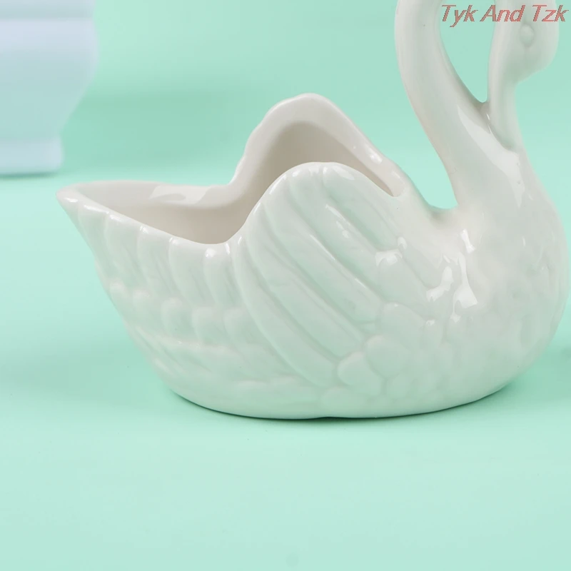 

White Swan Ceramic Flower Pot Small Candlestick Photography Prop Home Decoration
