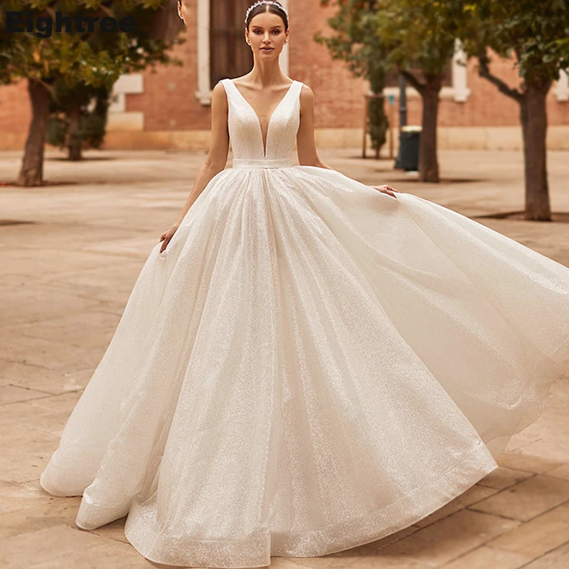 

Eightree Princess Wedding Dress 2021 Elegant Backless V-neck Shining A-Line Bridal Dresses Glitter Sleeveless Vestido De Noiva
