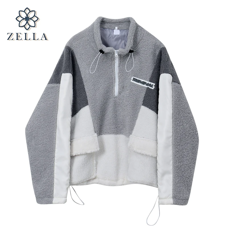 

Hoodies & Sweatshirts