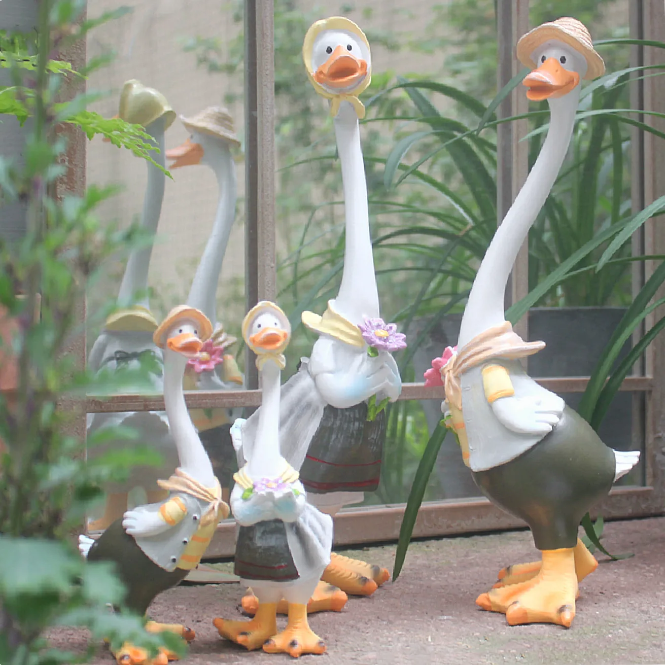 Duck family Statue Resin Garden Ornaments Home Decor Cartoon Art Animal Sculpture Outdoor Landscape Pond Yard Lawn Decoration