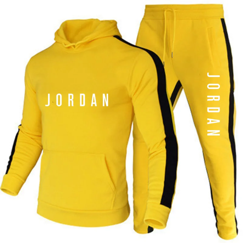

Men's sportswear suits
