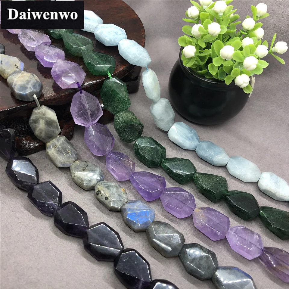 Натуральный аквамарин, яркий цвет, аметист, лабрадорит, клубника, геометрические бусины