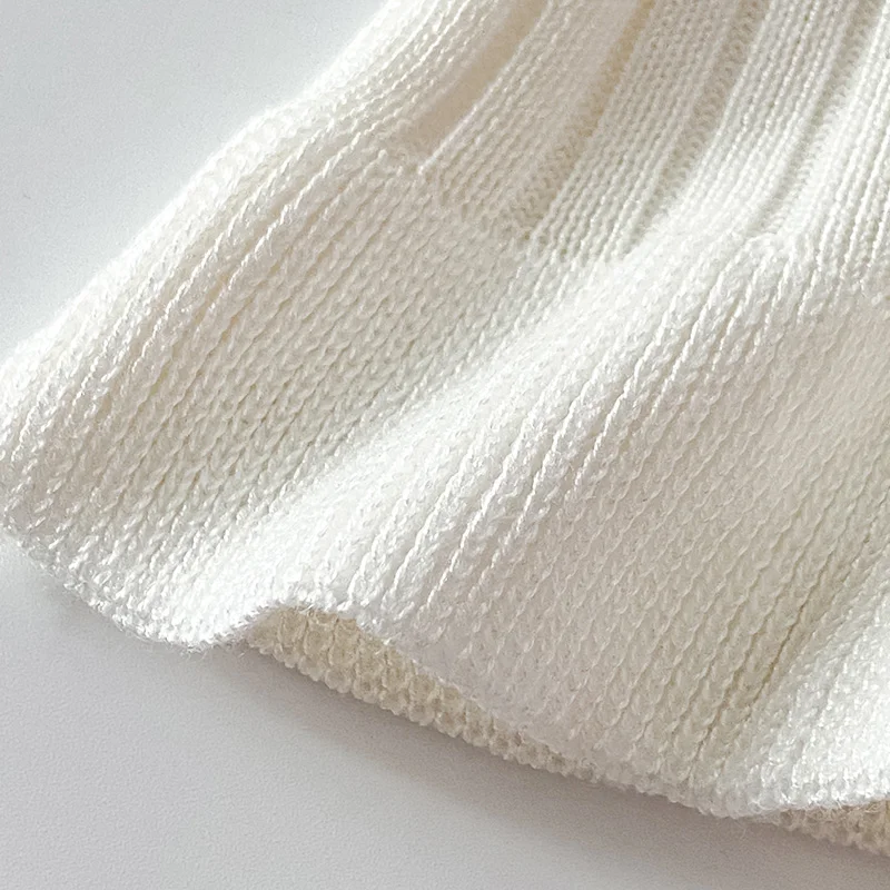 Майка женская трикотажная однотонная на пуговицах с круглым вырезом | Женская