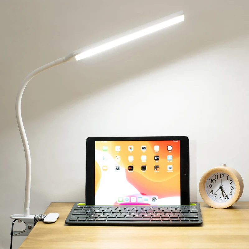 

Lámpara LED de escritorio con abrazadera plegable de 360 °, lámpara de mesa recargable con protección ocular, Clip de luz para c