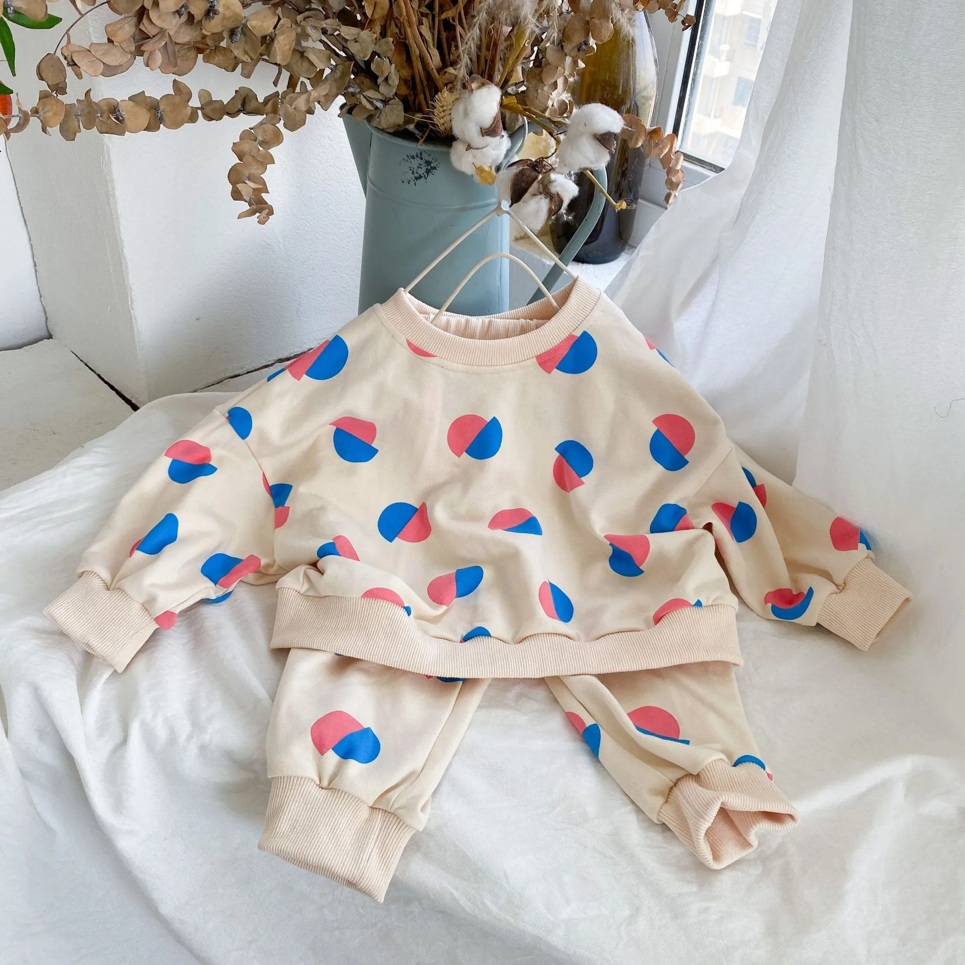 

Autumn Unisex Casual Printing Long Sleeve Sports Clothes Children Kids Korean Sweatshirt And Loose Sweatpants 2pcs Set 2362
