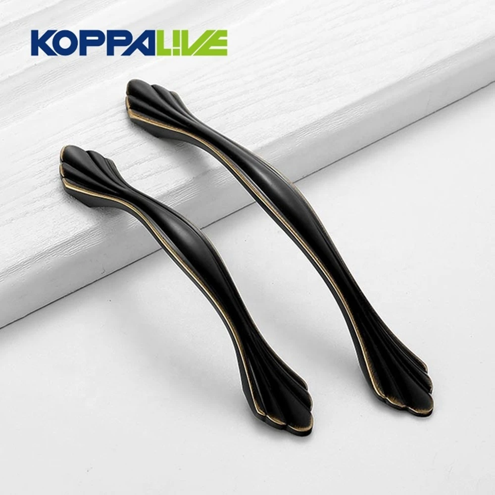 

Brass Handles New European Handles for Cabinets Custom kitchen cabinet hardware brass material bedroom furniture pulls handle
