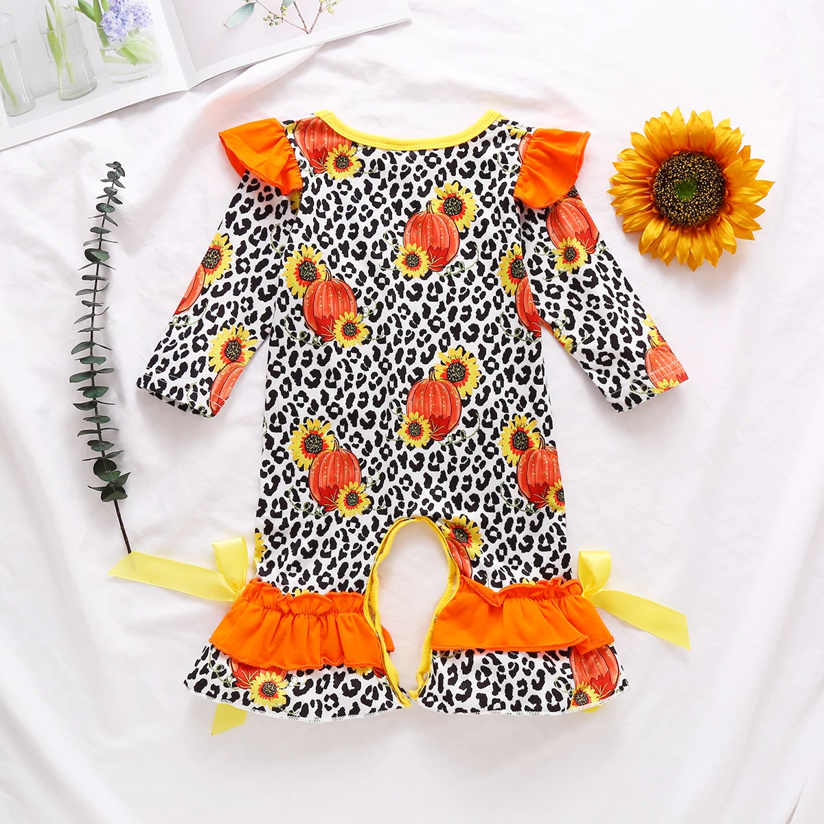 

Newborn Baby Girls Halloween Long Sleeve Pumpkin Print Romper Fashion Leopard Jumpsuit Outfit for 0-24M Infant Kids Baby