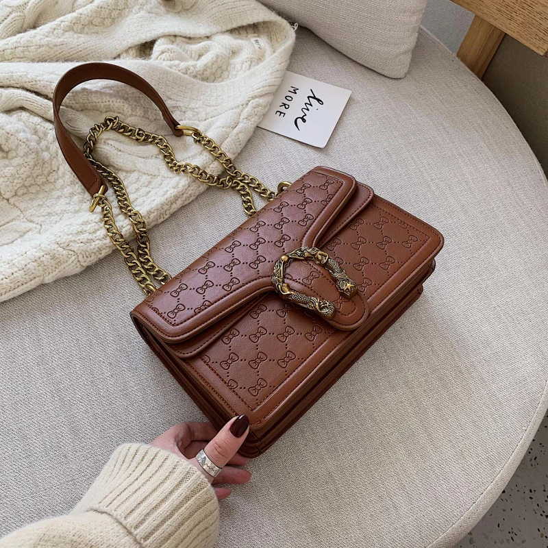 The New Korean Ladies Can Wear A Small Square Bag With Fashionable Chain On One Shoulder And Across Body | Багаж и сумки