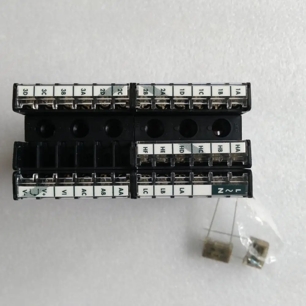 

Eurotherm Thermostat 2208e/CC/VH/RH/XX/XX